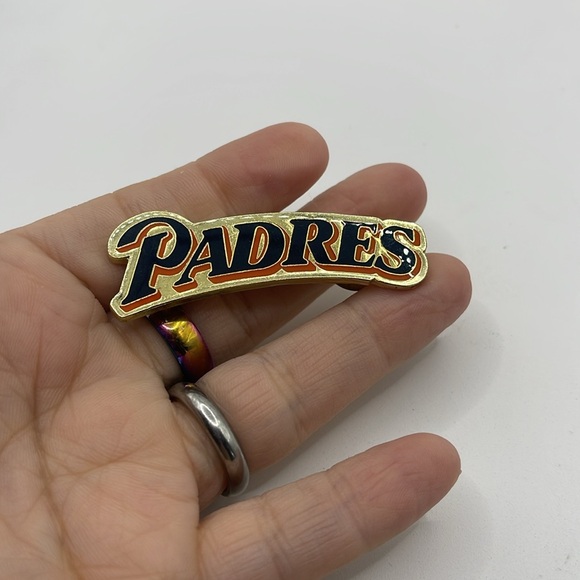 Other - Padres Logo Pin